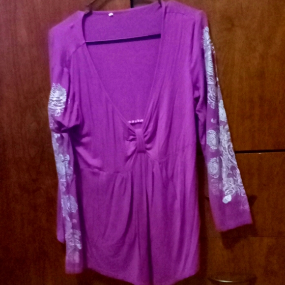 Purple long sleeve top - Picture 1 of 2